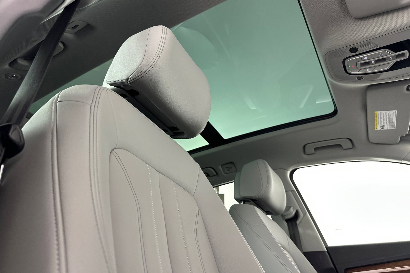 Used 2022 Audi Q5 2.0T Premium w/ Convenience Package image 16