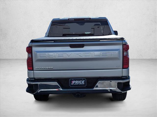 Used 2022 Chevrolet Silverado 1500 LT AWD/4WD image 6