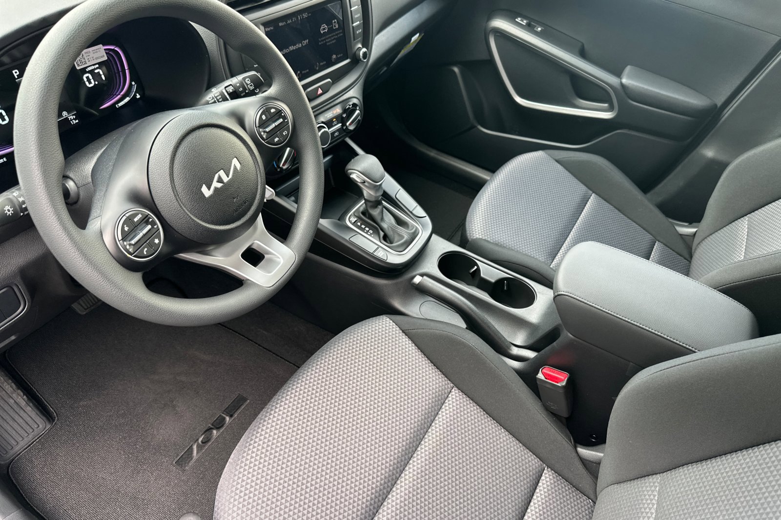 New 2025 Kia Soul LX image 11