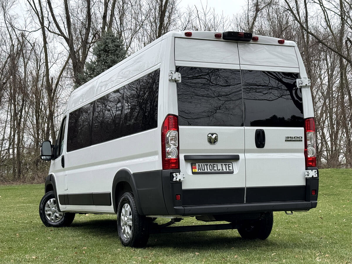 Used 2024 RAM ProMaster 3500 image 2