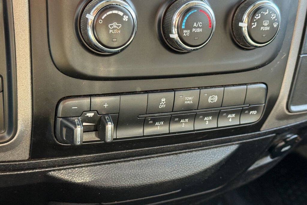 Used 2016 RAM 5500 Tradesman w/ Max Tow Package AWD/4WD image 21