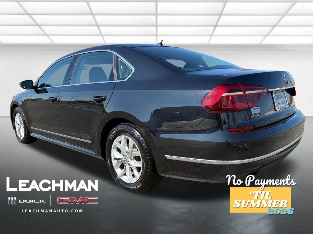 Used 2017 Volkswagen Passat 1.8T S image 7
