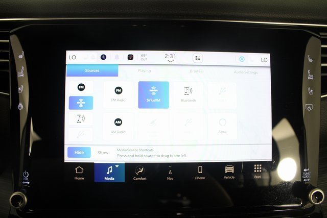 Used 2023 Jeep Wagoneer L Series II image 5