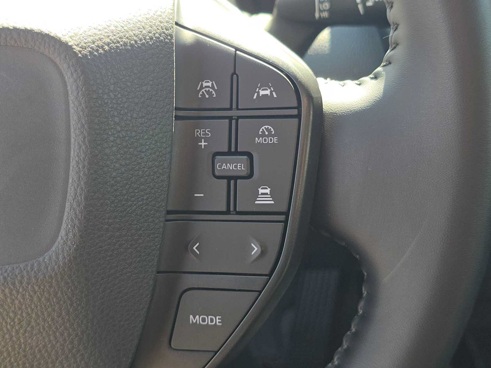 Certified 2026 Toyota Prius LE FWD image 29