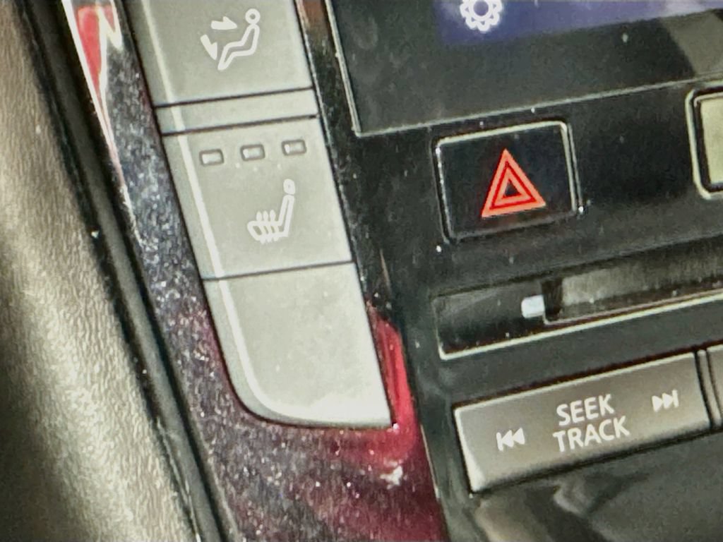 Certified 2023 INFINITI QX50 Luxe FWD image 27