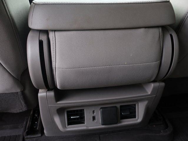 Certified 2022 Chevrolet Silverado 1500 RST image 22