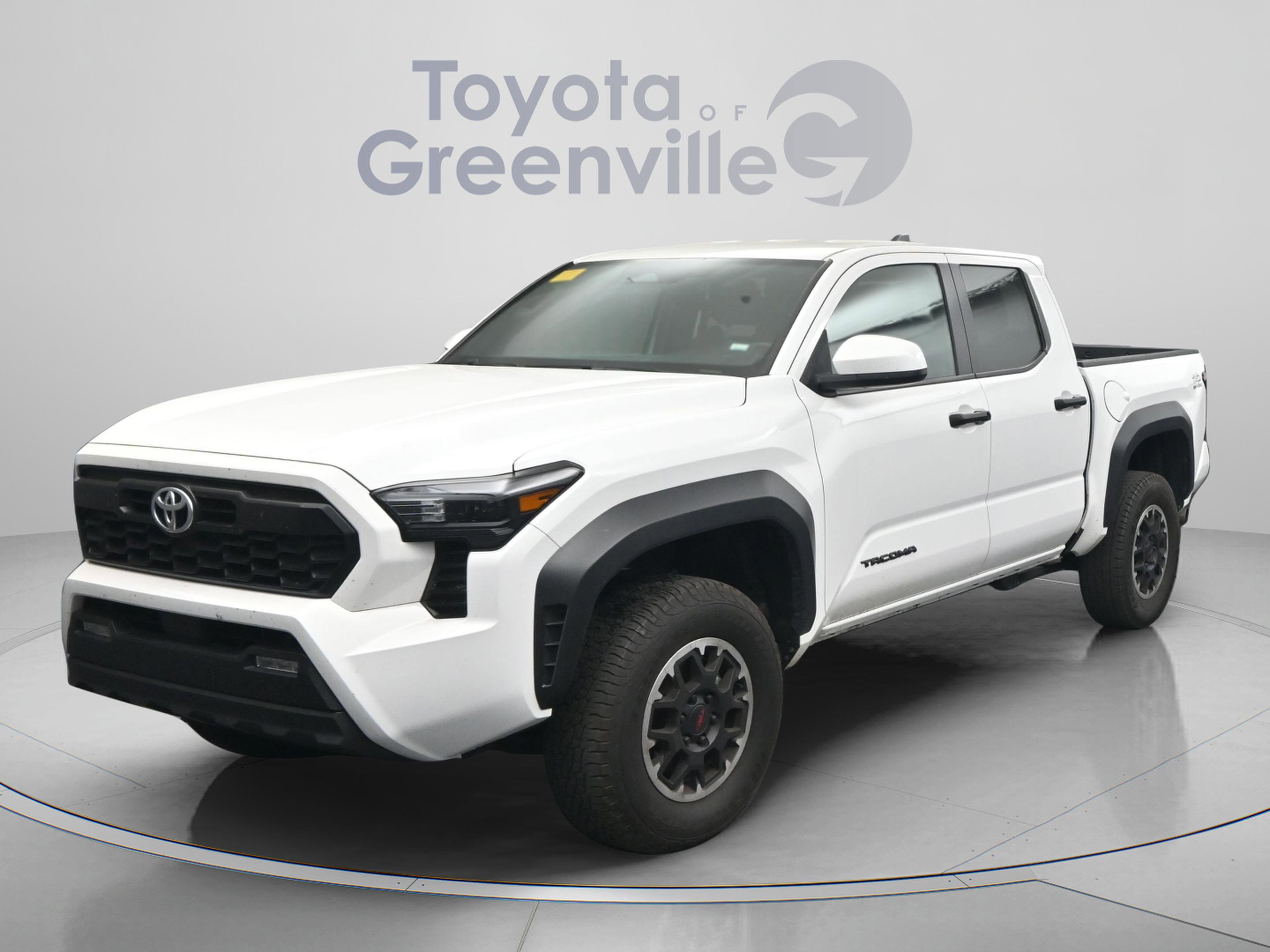Certified 2024 Toyota Tacoma TRD Off-Road AWD/4WD image 1