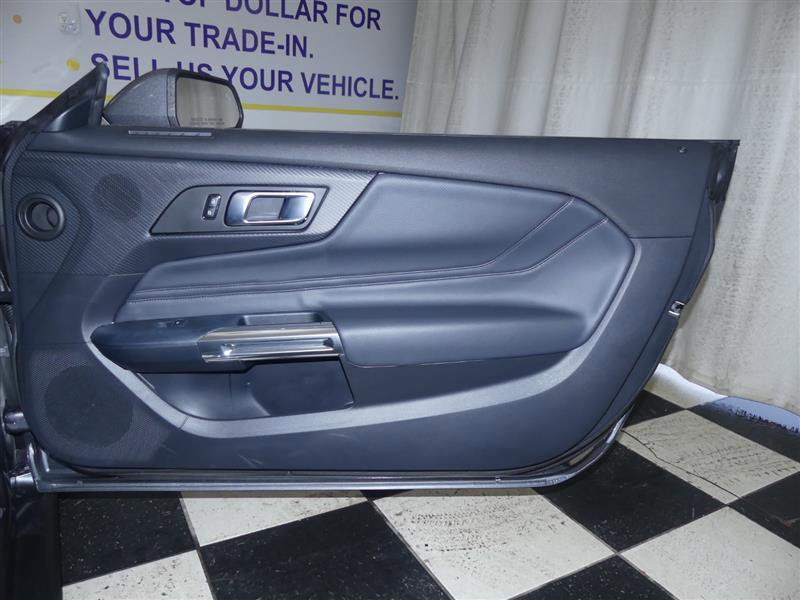 Used 2025 Ford Mustang Premium image 28