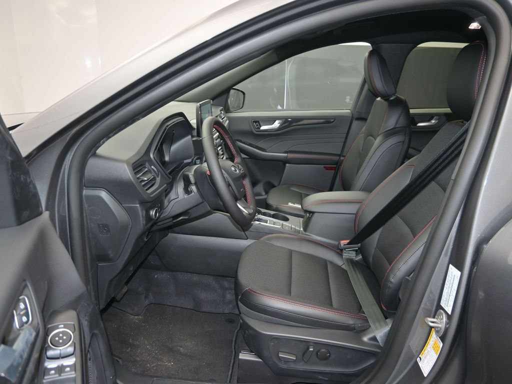 New 2026 Ford Escape ST-Line image 13