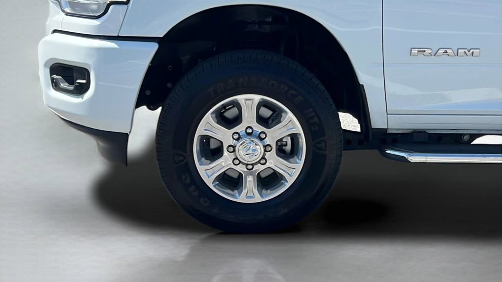 Used 2024 RAM 2500 Big Horn w/ Sport Appearance Package image 11