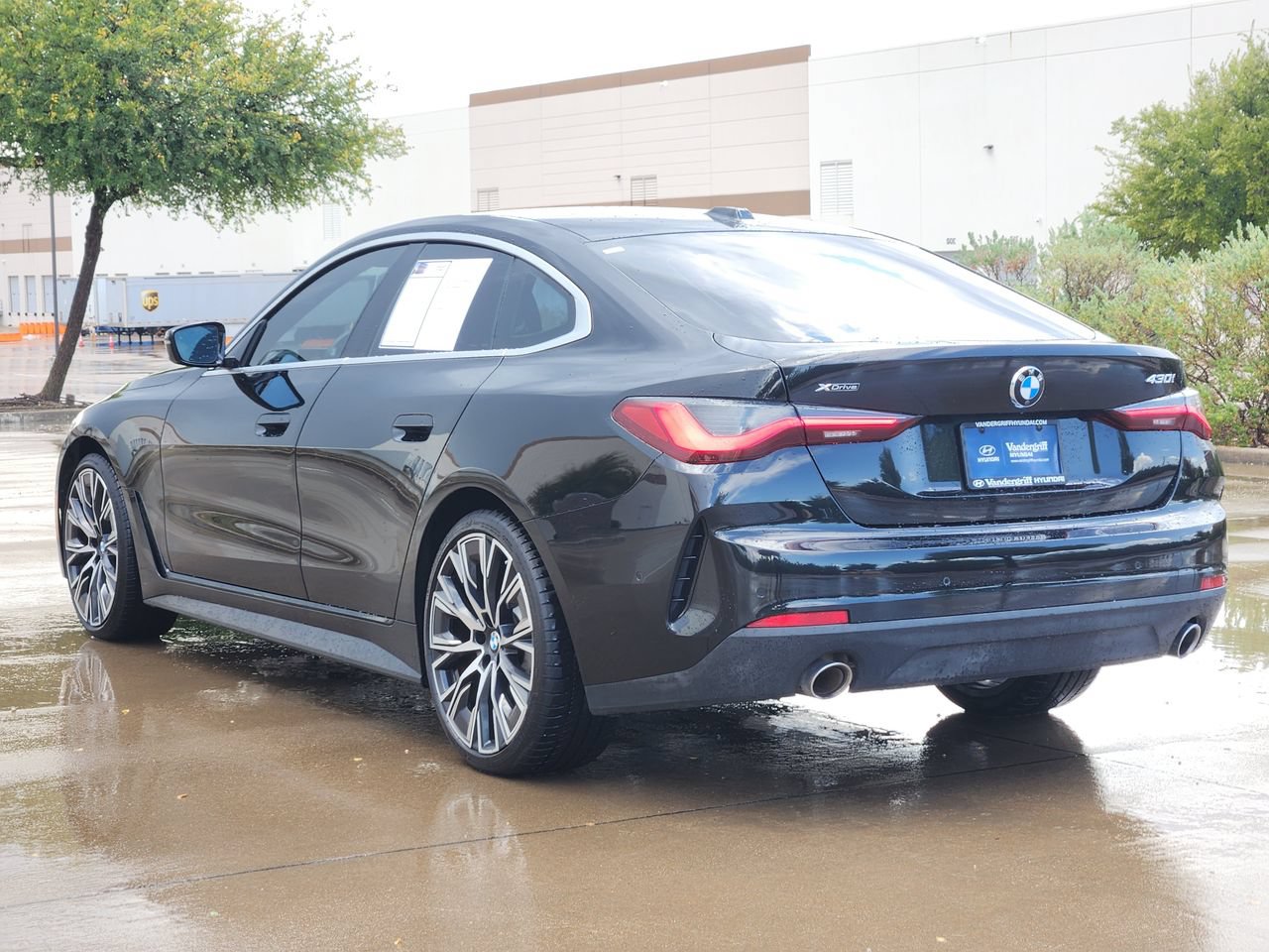 Used 2024 BMW 430i Gran Coupe xDrive w/ Premium Package AWD/4WD image 3