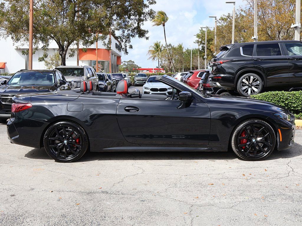 Used 2025 BMW M440i Convertible w/ Premium Package image 24