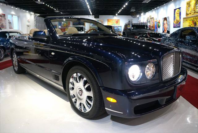 Used 2007 Bentley Azure RWD image 2