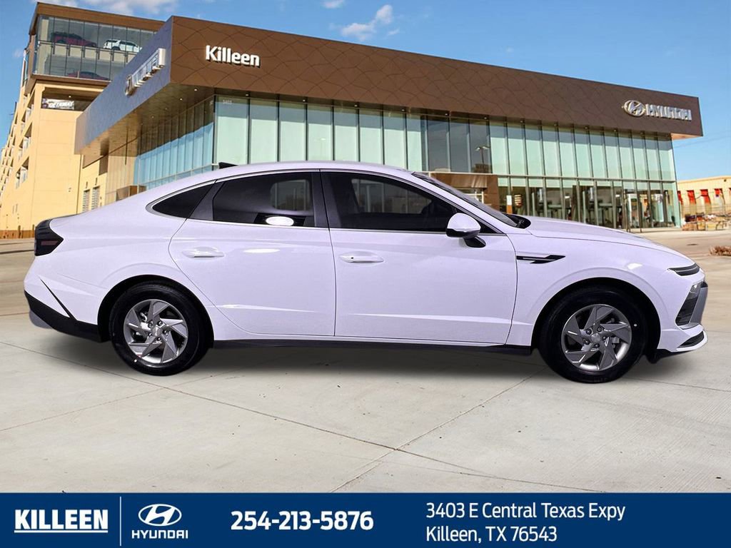 Used 2025 Hyundai Sonata SE image 10
