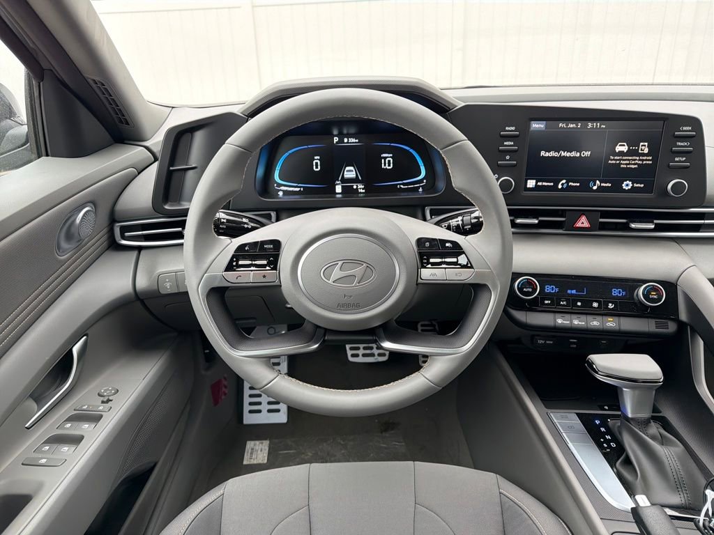 Used 2026 Hyundai Elantra Sport image 15