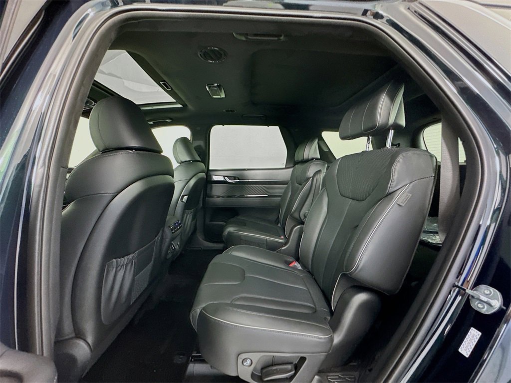 Used 2024 Hyundai Palisade Calligraphy image 26