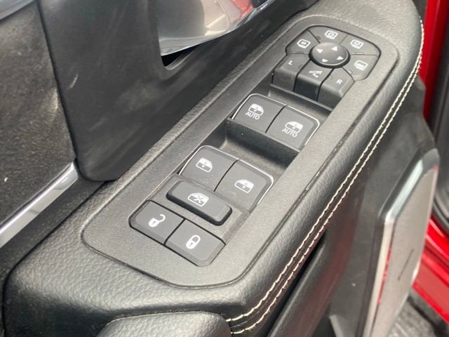 New 2026 RAM 2500 Laramie AWD/4WD image 13