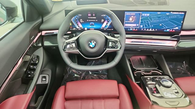 Used 2026 BMW 540i xDrive image 37