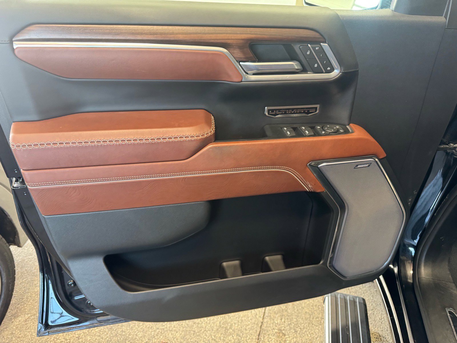 Used 2023 GMC Sierra 1500 Denali Ultimate image 18