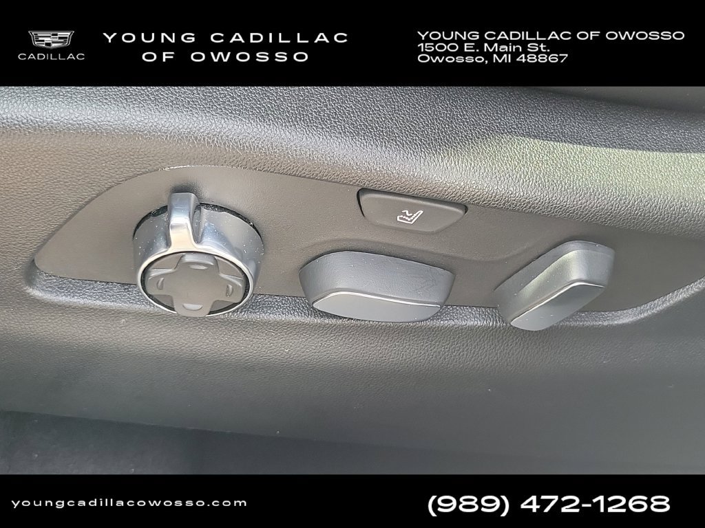 Used 2024 Cadillac XT4 Sport AWD/4WD image 9