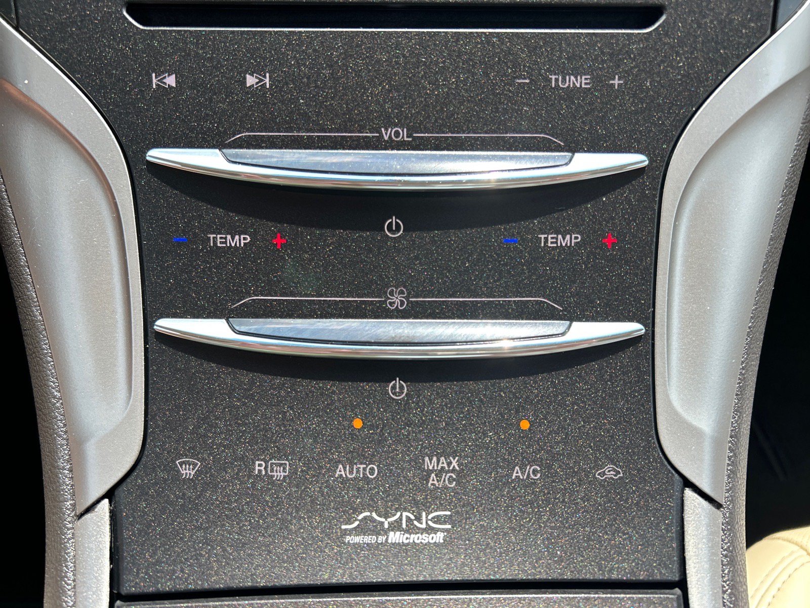 Used 2013 Lincoln MKZ AWD image 27