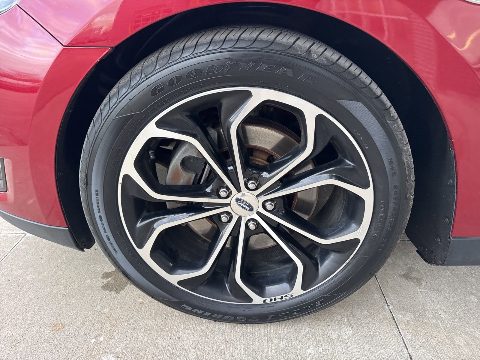 Used 2016 Ford Taurus SHO w/ Equipment Group 401A image 17