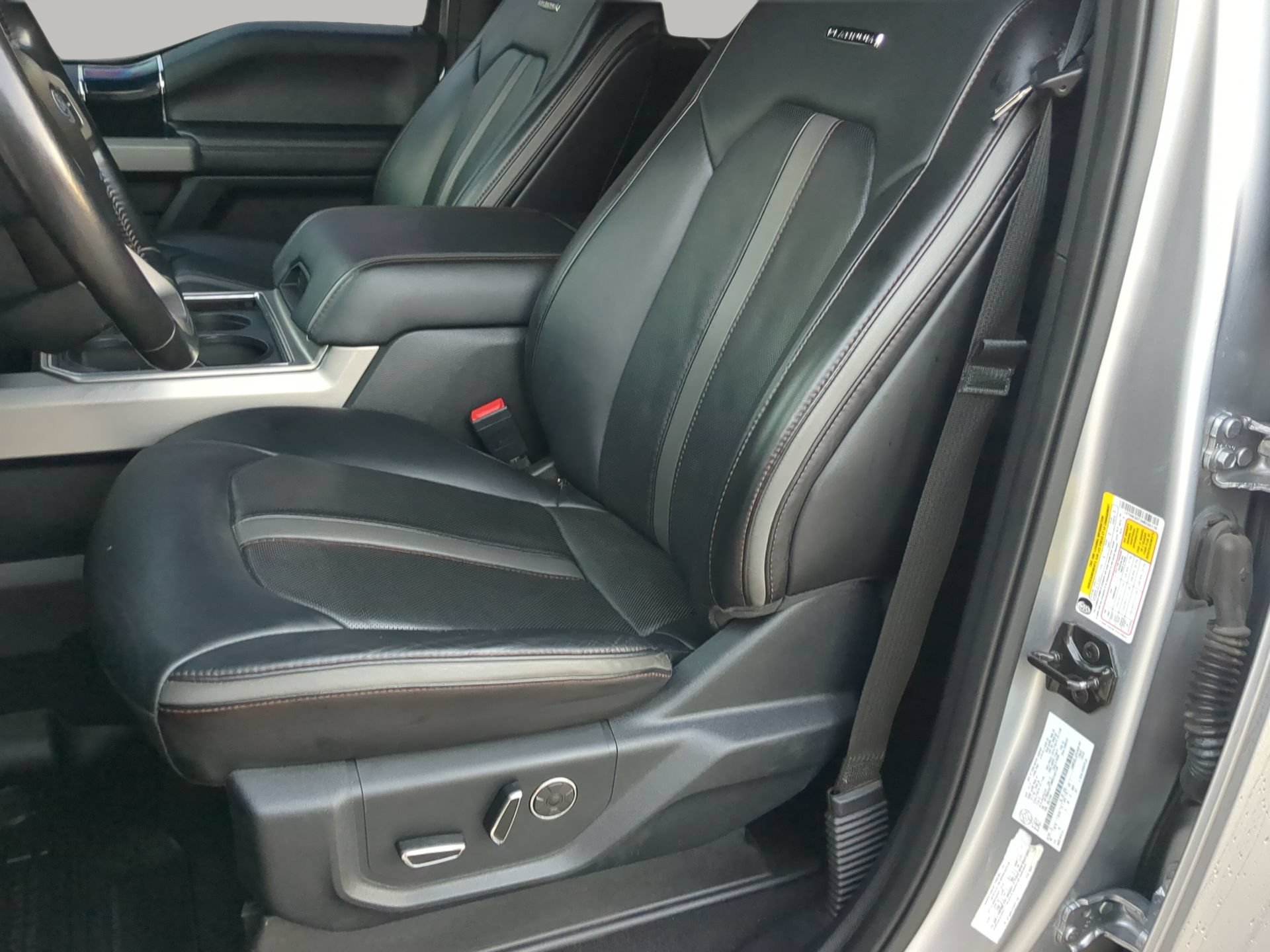 Certified 2021 Ford F350 Platinum AWD/4WD image 57