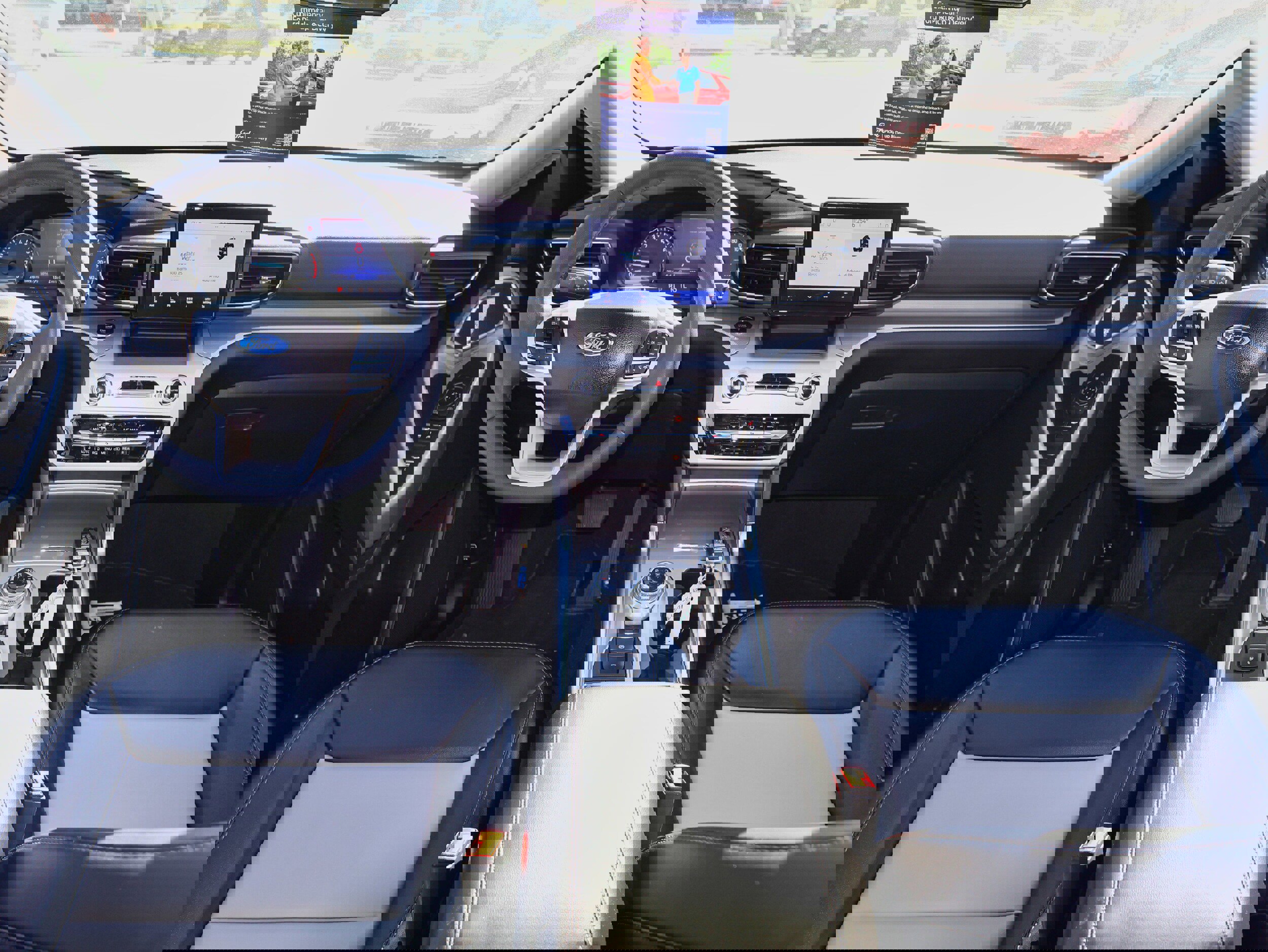 Used 2023 Ford Explorer XLT w/ Equipment Group 202A image 16