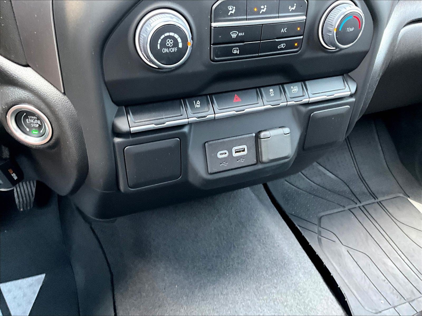 Used 2024 Chevrolet Silverado 2500 Custom AWD/4WD image 15