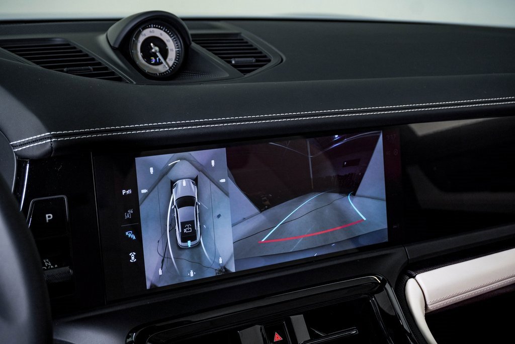 New 2026 Porsche Panamera GTS image 25