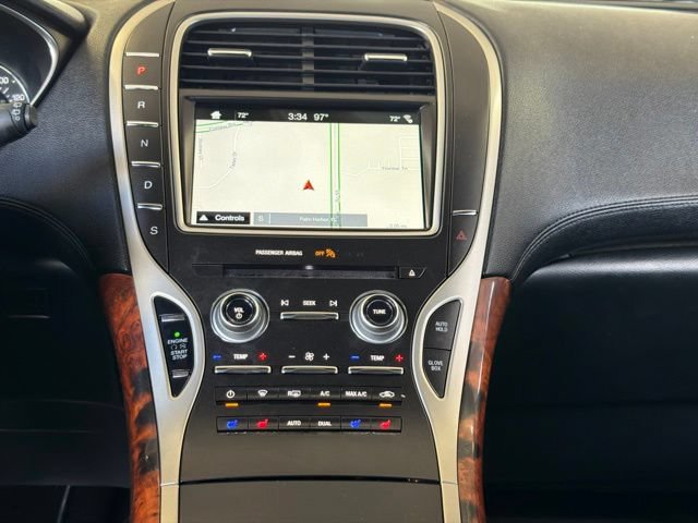 Used 2018 Lincoln MKX Reserve w/ Cargo Utility Package FWD image 17