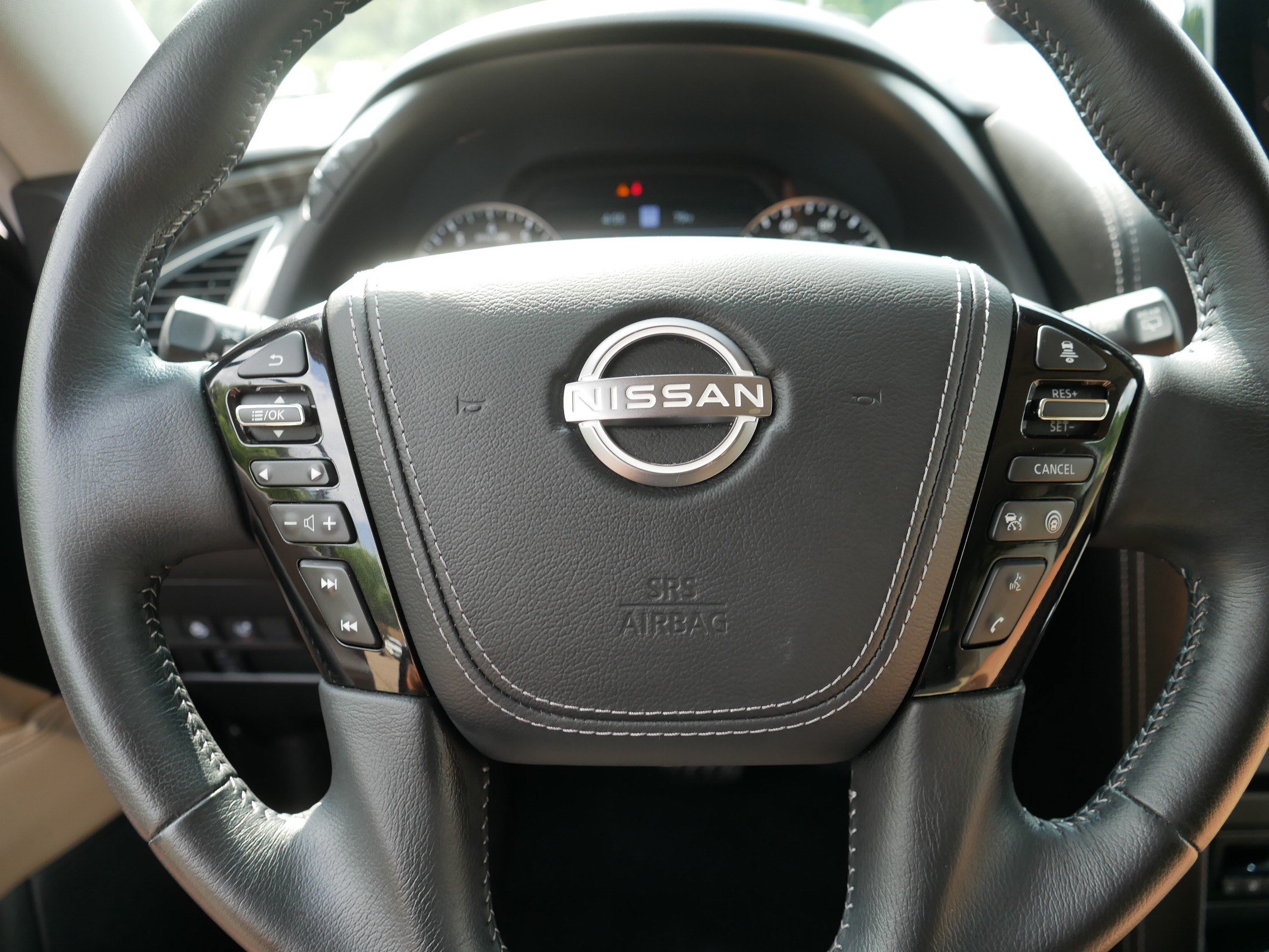 Certified 2024 Nissan Armada Platinum w/ Captain's Chairs Package AWD/4WD image 25