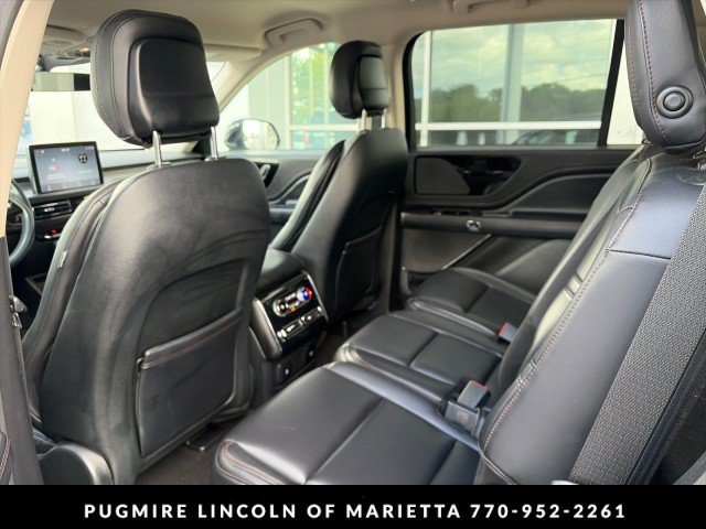 Used 2020 Lincoln Aviator AWD w/ Class IV Trailer Tow Package image 4