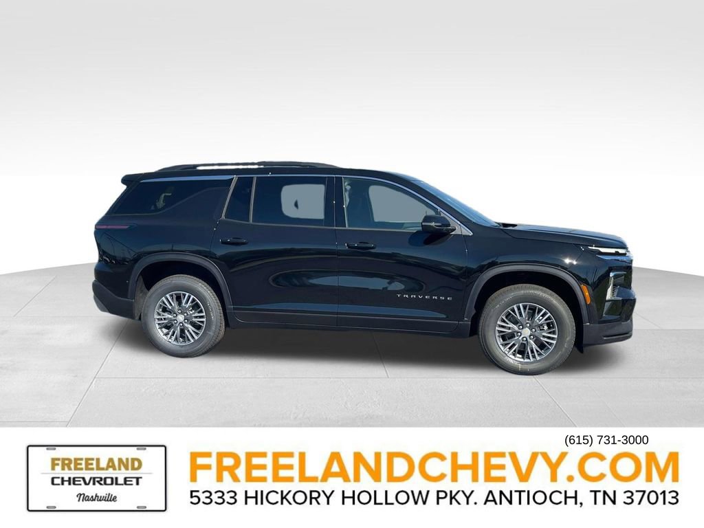 New 2026 Chevrolet Traverse LT w/ LPO, Floor Liner Package image 2