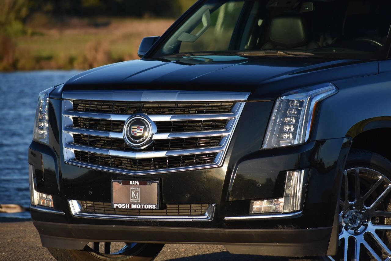 Used 2015 Cadillac Escalade Premium image 6
