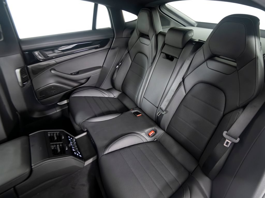 New 2026 Porsche Panamera 4 AWD/4WD image 39