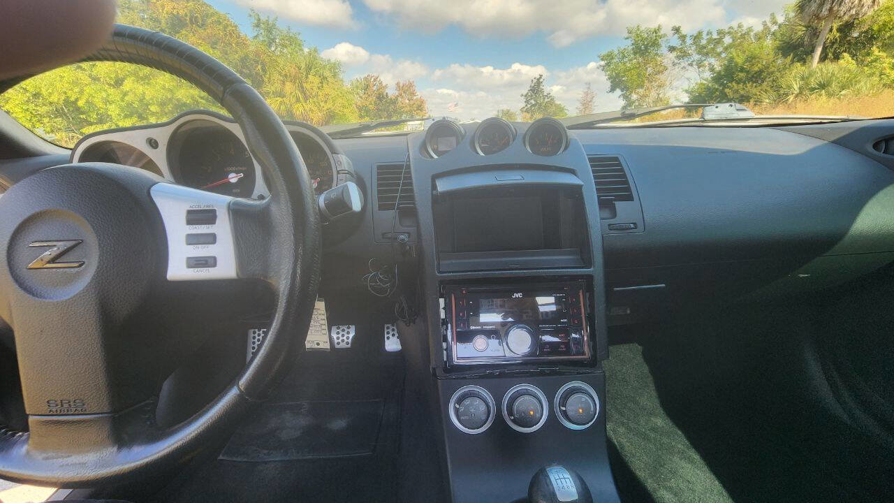 Used 2003 Nissan 350Z Enthusiast image 24
