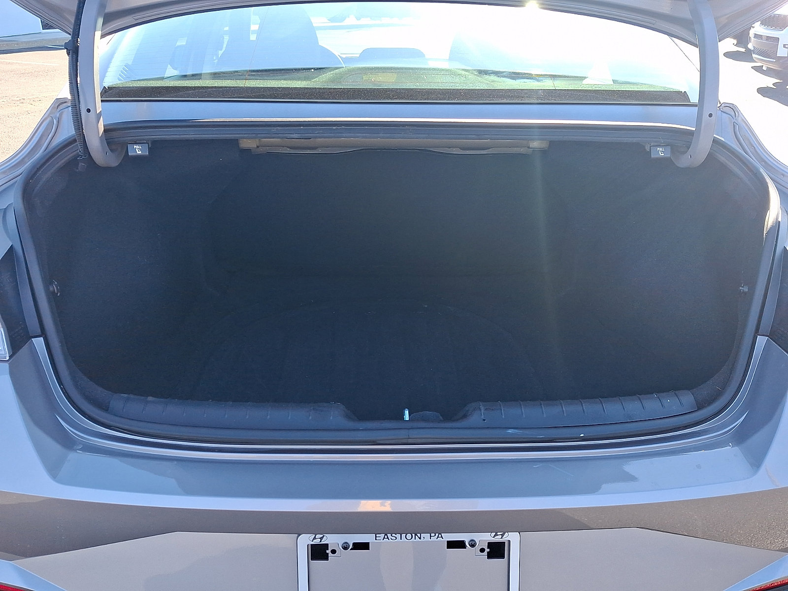 Used 2023 Hyundai Elantra SEL image 28