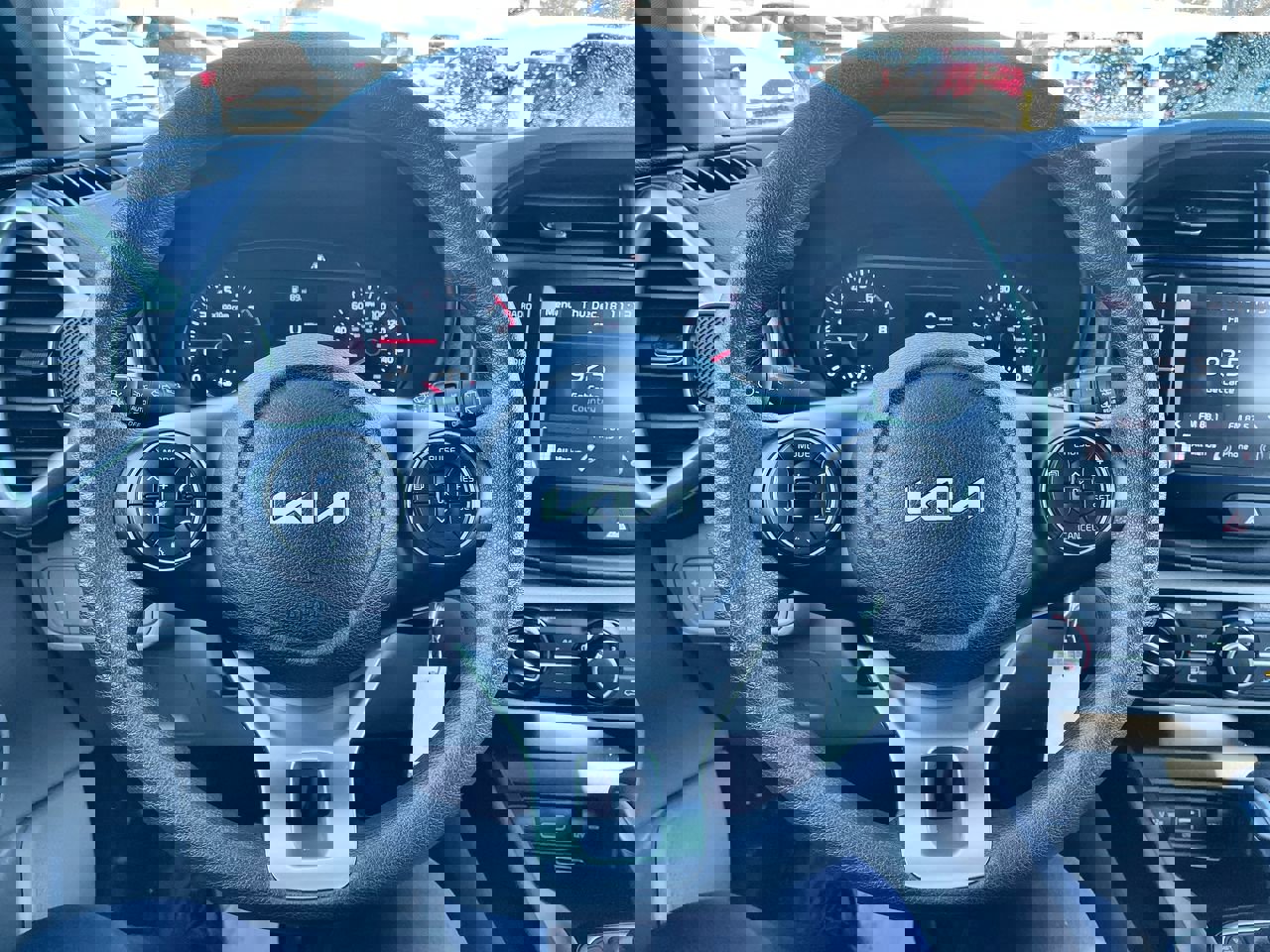 Certified 2022 Kia Soul LX w/ Technology Package image 17