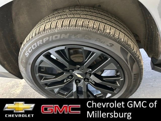 Used 2021 Chevrolet Suburban LT AWD/4WD image 10