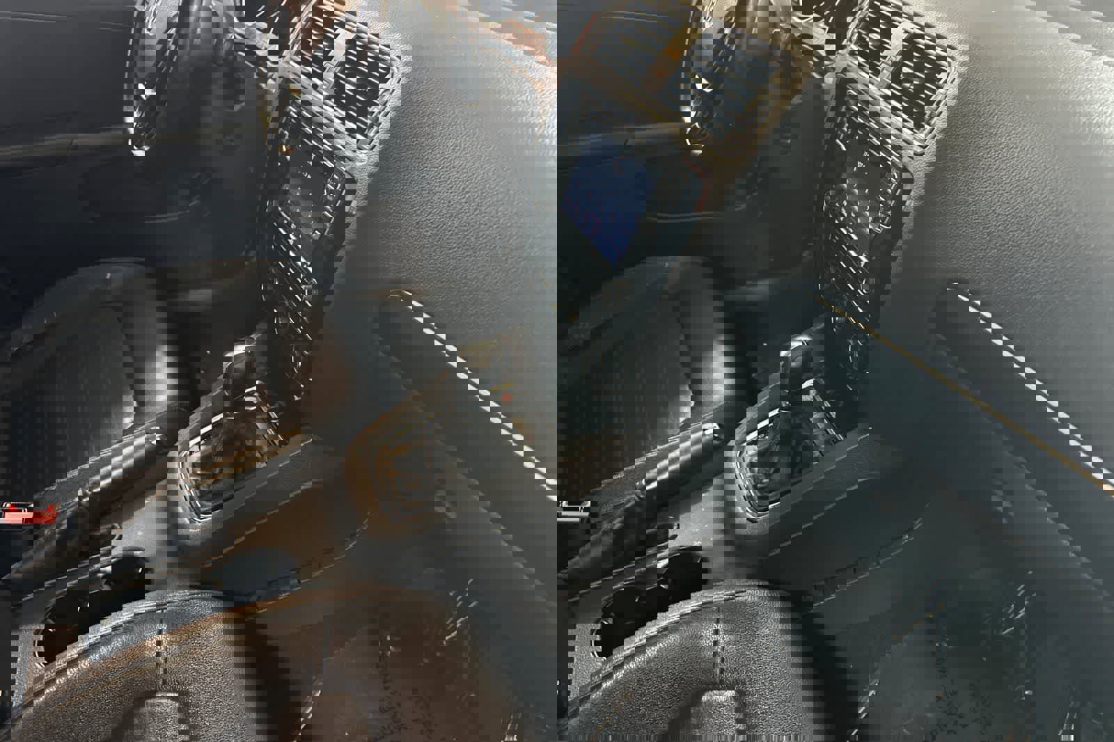 Used 2016 Volkswagen Jetta SEL Premium w/ Lighting Package image 18