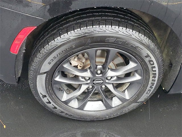 Certified 2020 Chrysler Pacifica Touring-L image 5