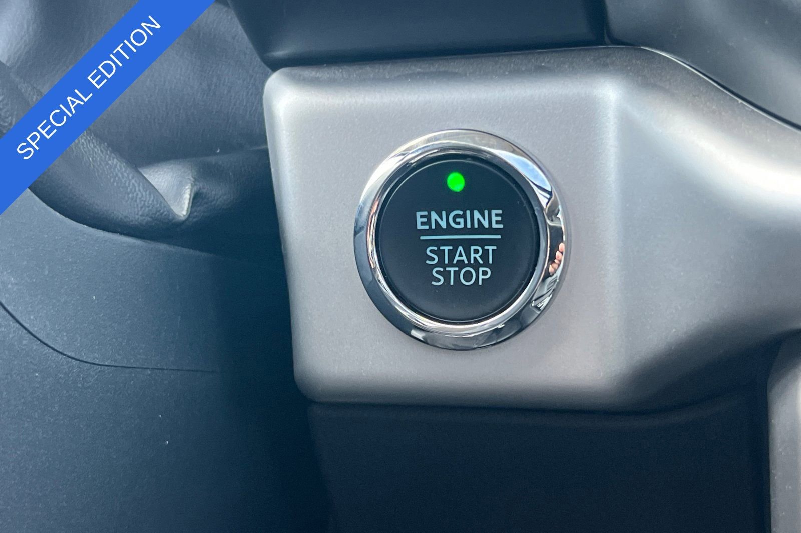 Certified 2023 Ford Expedition Max XLT image 25