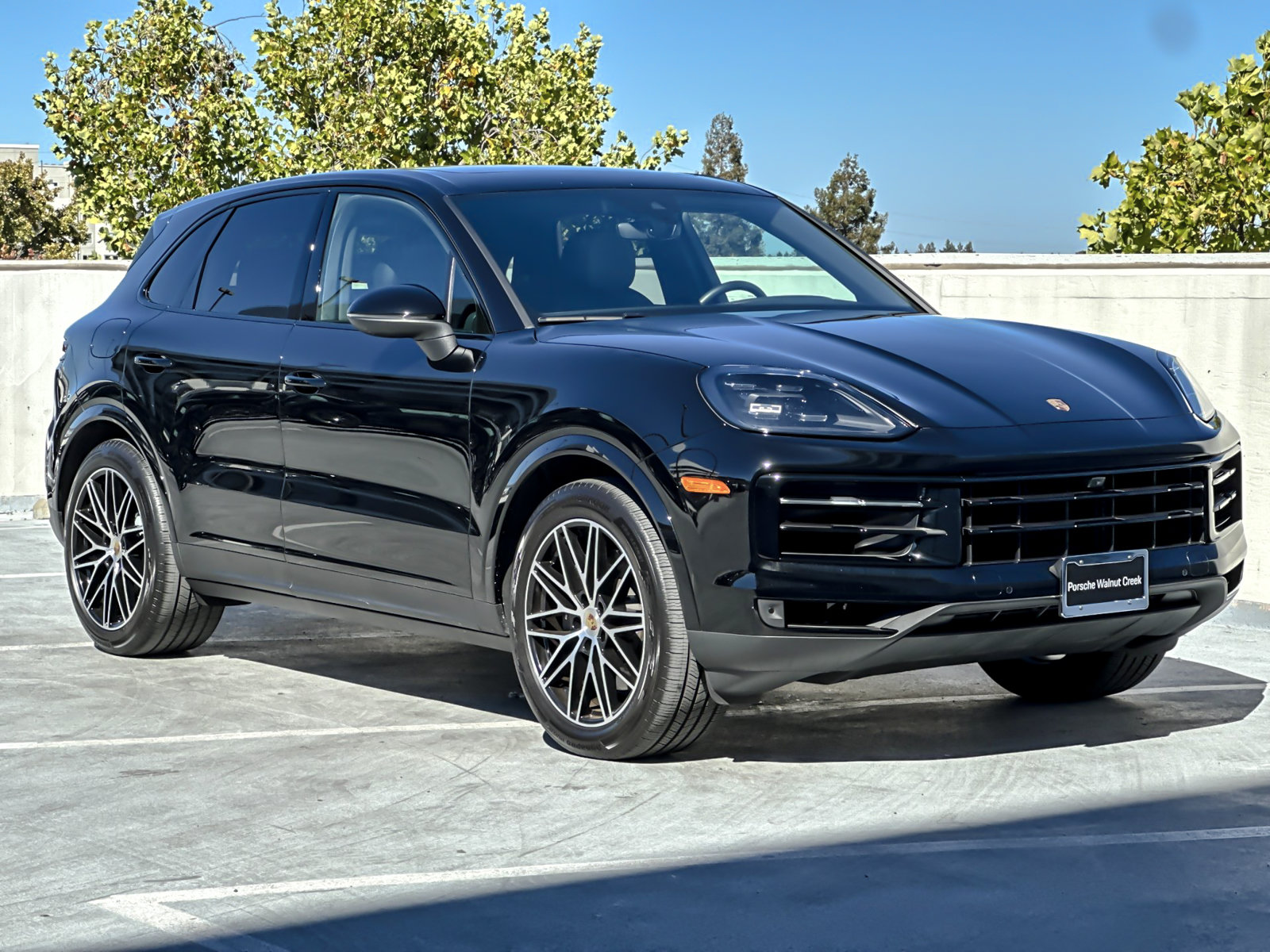 Certified 2024 Porsche Cayenne AWD/4WD image 11