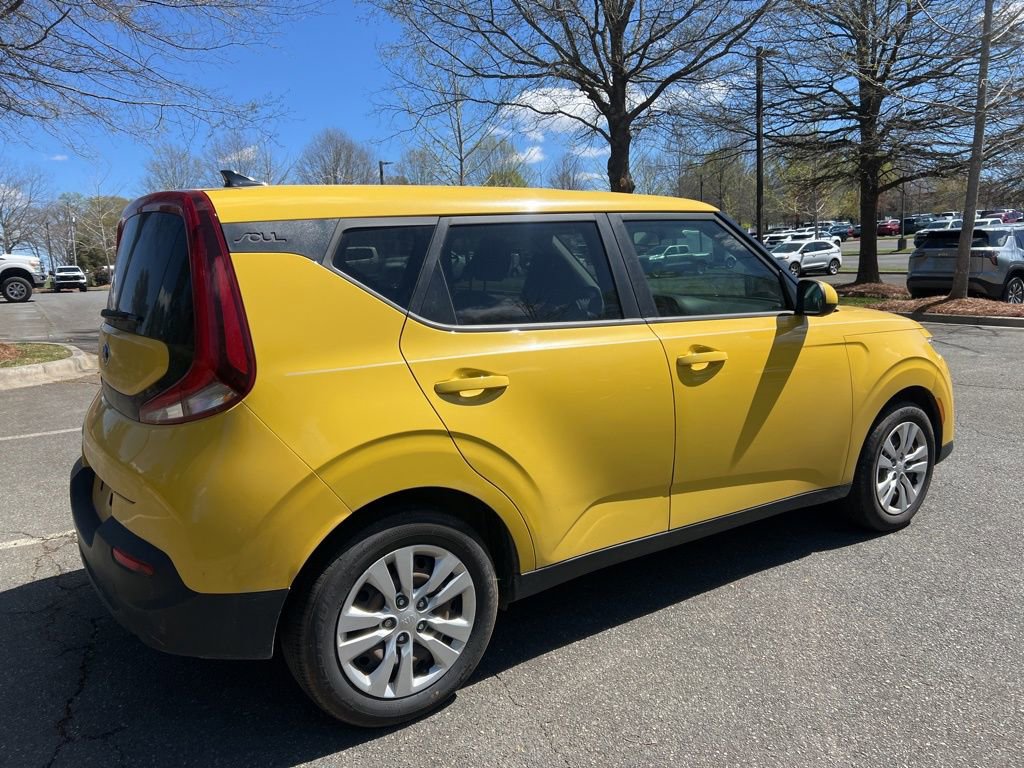 Used 2020 Kia Soul LX image 6