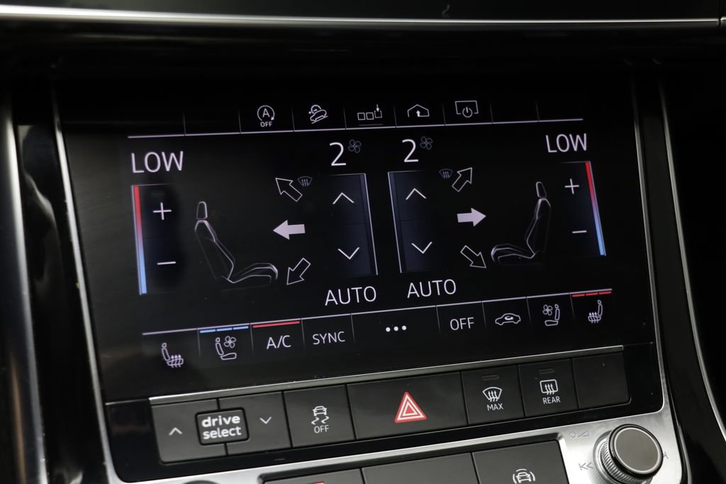 Used 2019 Audi Q8 Premium Plus w/ Premium Plus AWD/4WD image 11