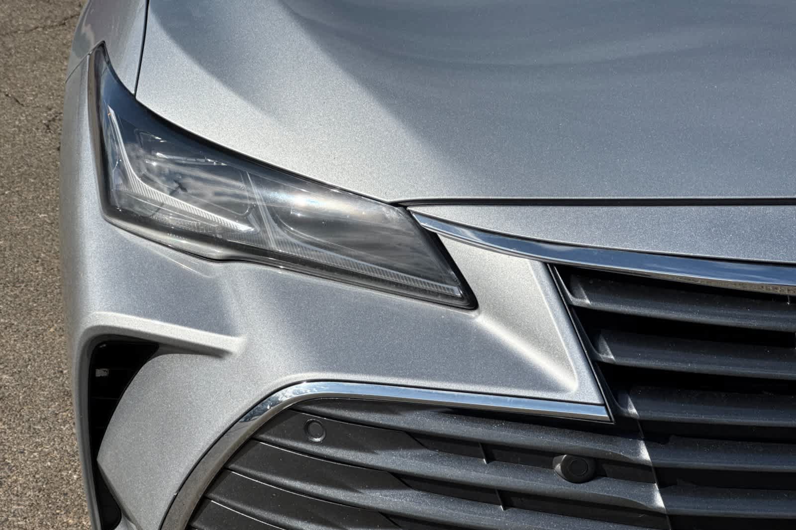 Used 2021 Toyota Avalon Limited w/ Advanced Safety Package FWD image 17