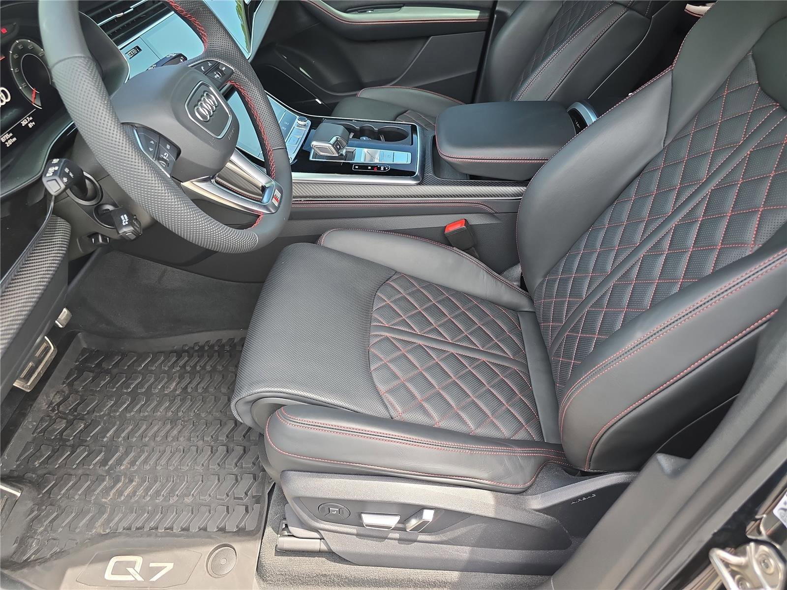 Used 2026 Audi Q7 3.0T Prestige AWD/4WD image 22