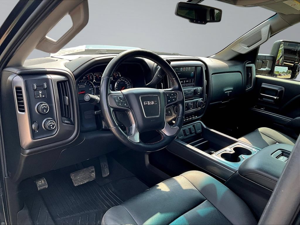 Used 2019 GMC Sierra 3500 SLT w/ Duramax Plus Package AWD/4WD image 20