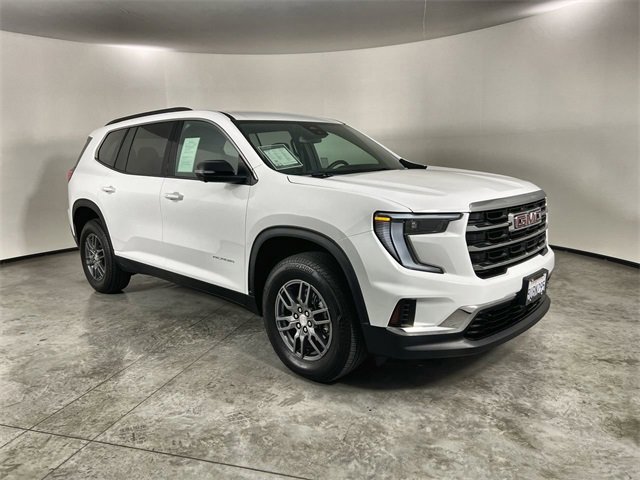 Used 2025 GMC Acadia Elevation image 2